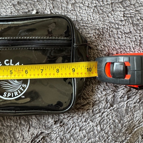 WHITE CLAW Plastic Belt Bag - Picture 7 of 7